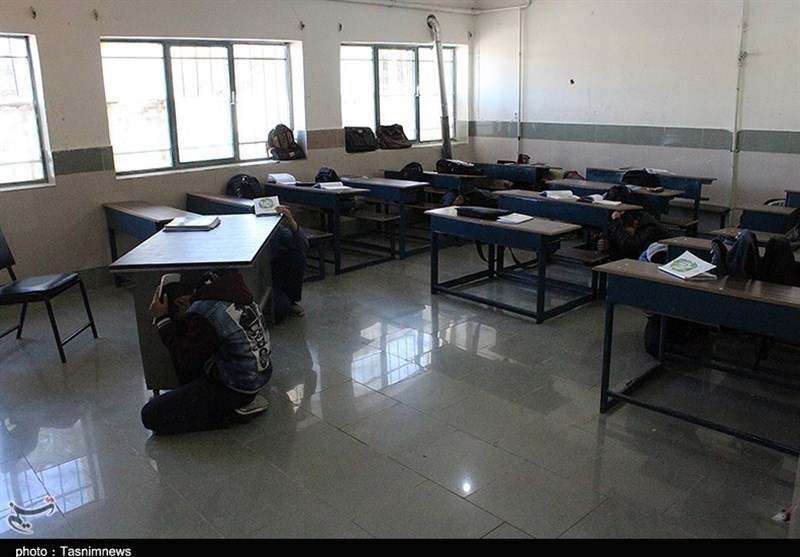 مانور زلزله در کاشان