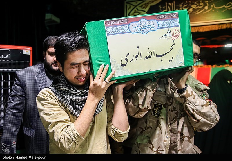 مراسم وداع با پیکر دو شهید مدافع حرم تیپ فاطمیون