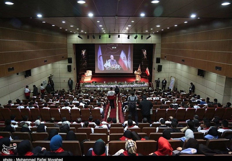 همایش شکرانه امدادگران هلال احمر