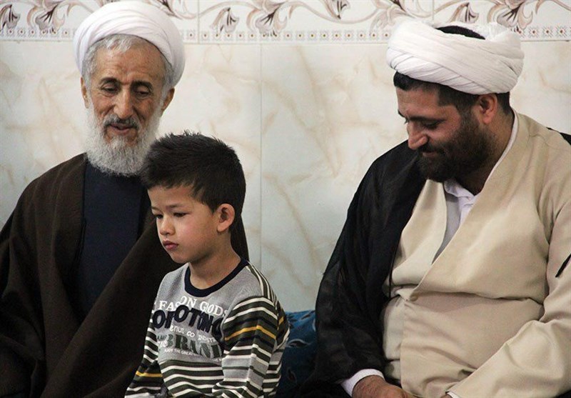 دیدار حجت‌الاسلام صدیقی با خانوادۀ 2 شهید تیپ فاطمیون