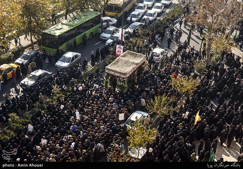 تشییع پیکر شهید مدافع حرم نوید صفری