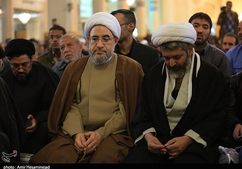 آئین شعر خوانی اساتید و شاعران شیعه و اهل سنت