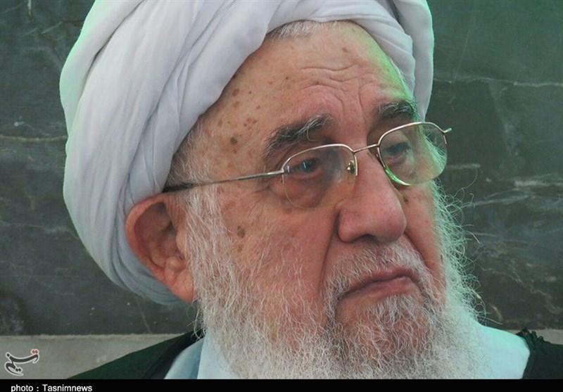 مراسم سالگرد میرزا کوچک در رشت