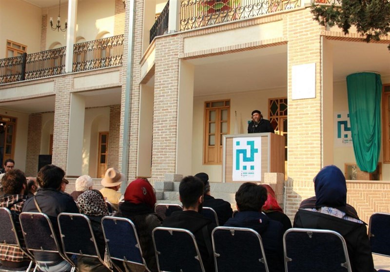 رونمایی از سردیس استاد ممیز