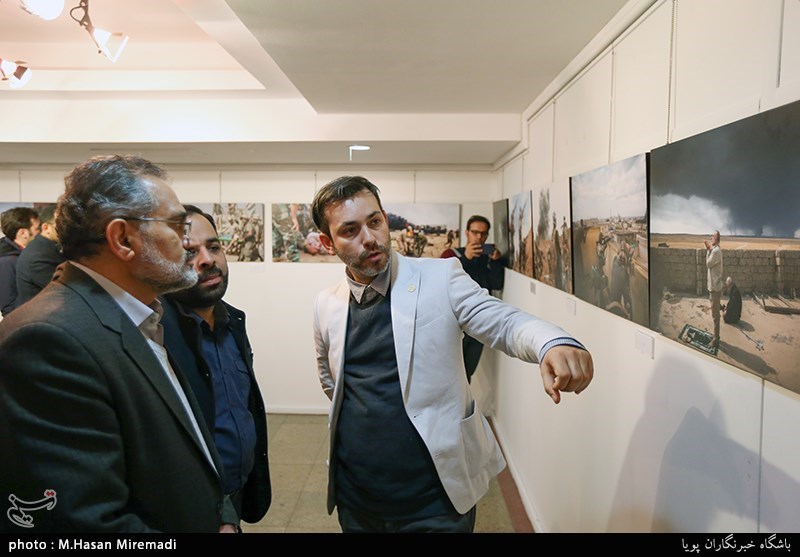 افتتاح اولین نمایشگاه عکس‌های خبری تقریب