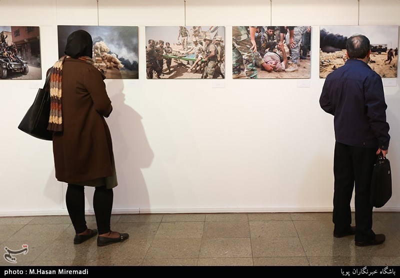 افتتاح اولین نمایشگاه عکس‌های خبری تقریب