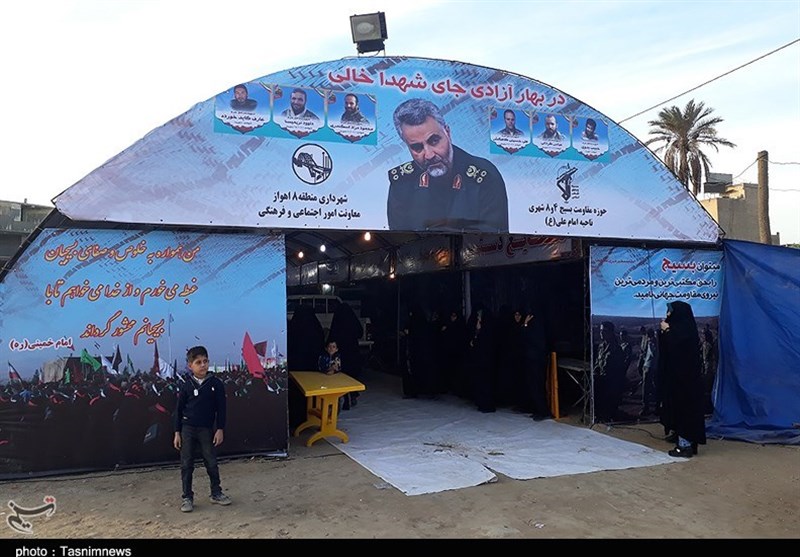 نمایشگاه ستارگان زمینی در اهواز