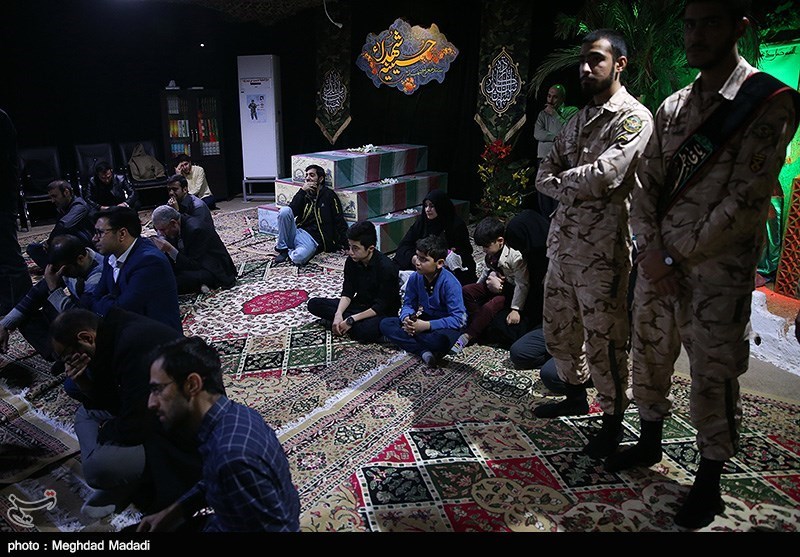 وداع با پیکر شهید مدافع حرم منصور عباسی