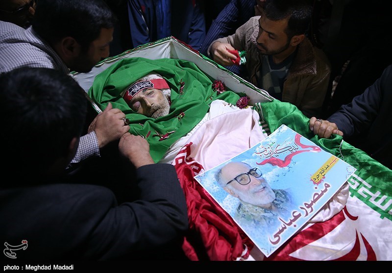 وداع با پیکر شهید مدافع حرم منصور عباسی