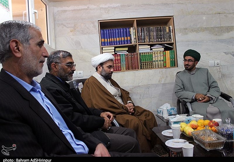 دیدار جمعی از فعالان فرهنگی به مناسبت هفته وحدت با برادران اهل سنت 