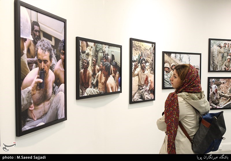 نمایشگاه عکس انجمن عکاسان انقلاب و دفاع مقدس