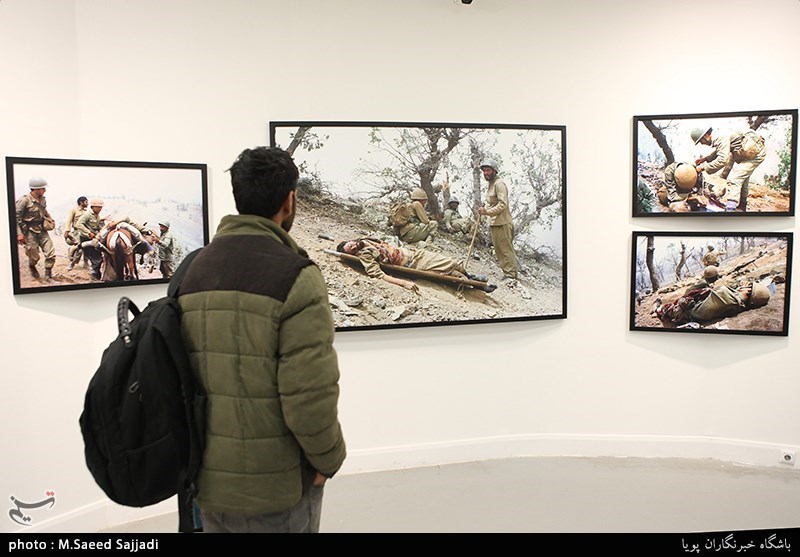 نمایشگاه عکس انجمن عکاسان انقلاب و دفاع مقدس
