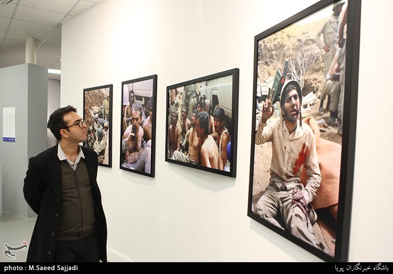نمایشگاه عکس انجمن عکاسان انقلاب و دفاع مقدس