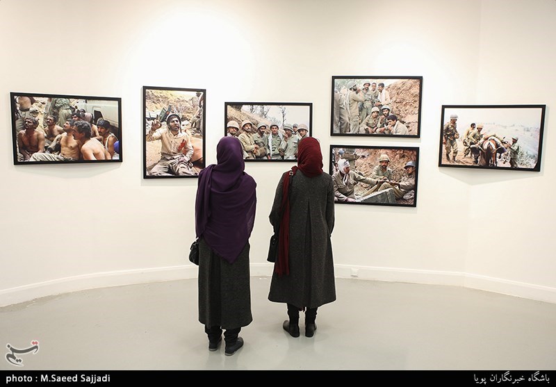 نمایشگاه عکس انجمن عکاسان انقلاب و دفاع مقدس