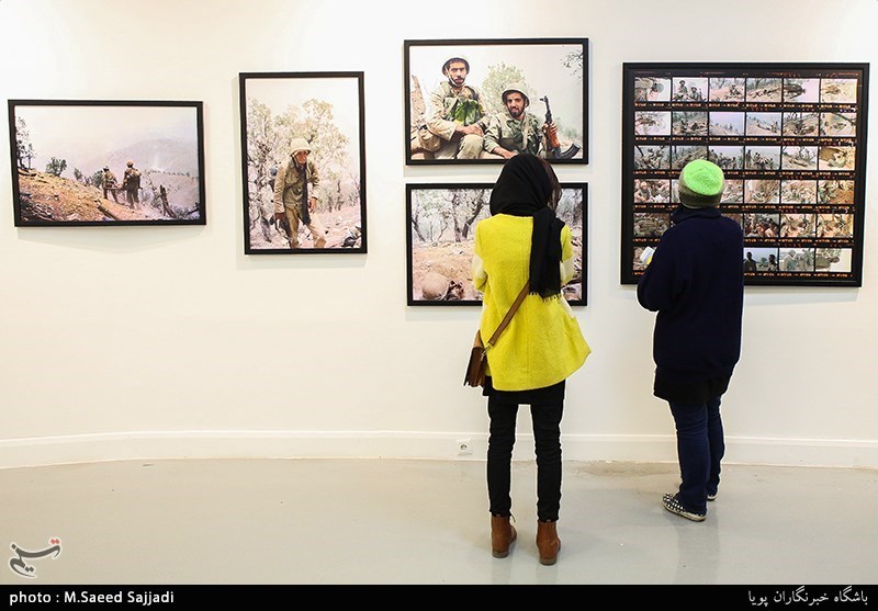 نمایشگاه عکس انجمن عکاسان انقلاب و دفاع مقدس