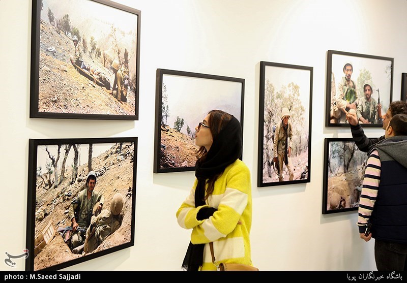 نمایشگاه عکس انجمن عکاسان انقلاب و دفاع مقدس