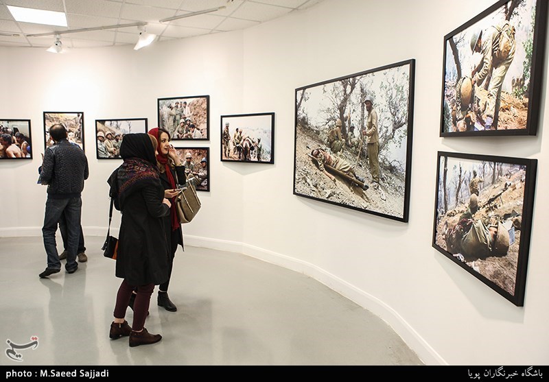 نمایشگاه عکس انجمن عکاسان انقلاب و دفاع مقدس