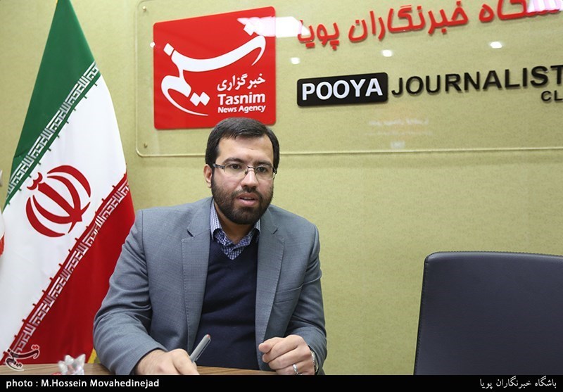 فروزان فر مدیر مرکز معماری اسلامی در نشست معماری اسلامی