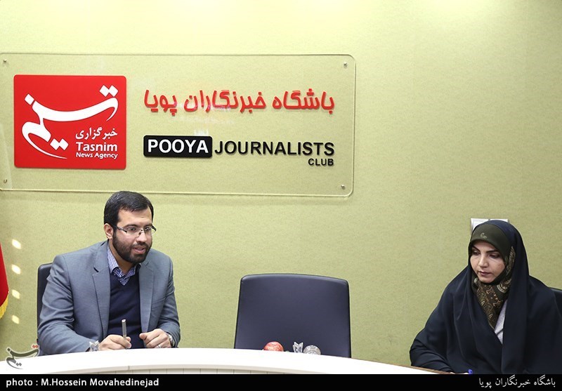 فروزان فر مدیر مرکز معماری اسلامی در نشست معماری اسلامی و رسول زاده کارشناس معماری اسلامی