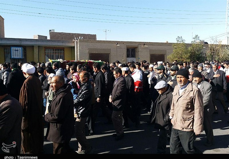 آئین تشیع شهید مدافع حرم در گرمسار