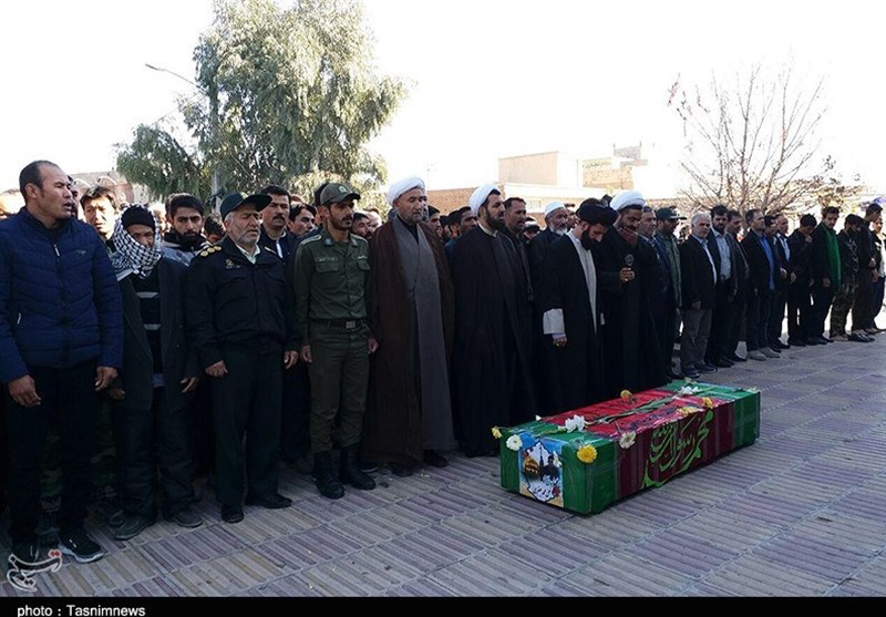 آئین تشیع شهید مدافع حرم در گرمسار 