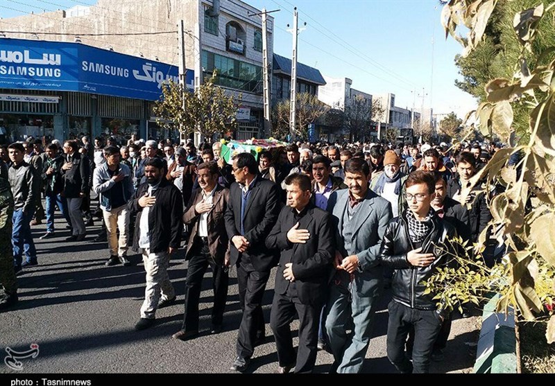 آئین تشیع شهید مدافع حرم در گرمسار 