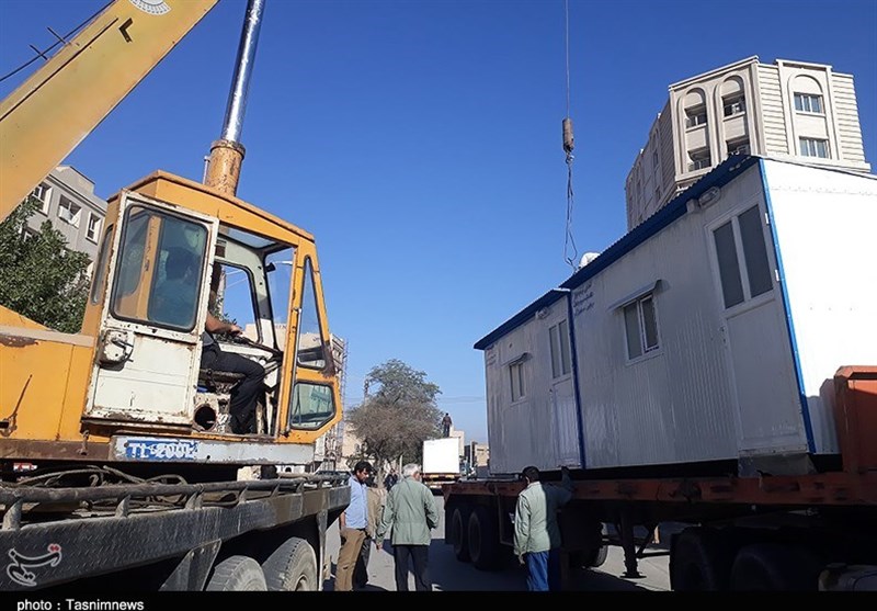 ارسال کانکس‌های اهدایی مردم اهواز به سرپل‌ذهاب 