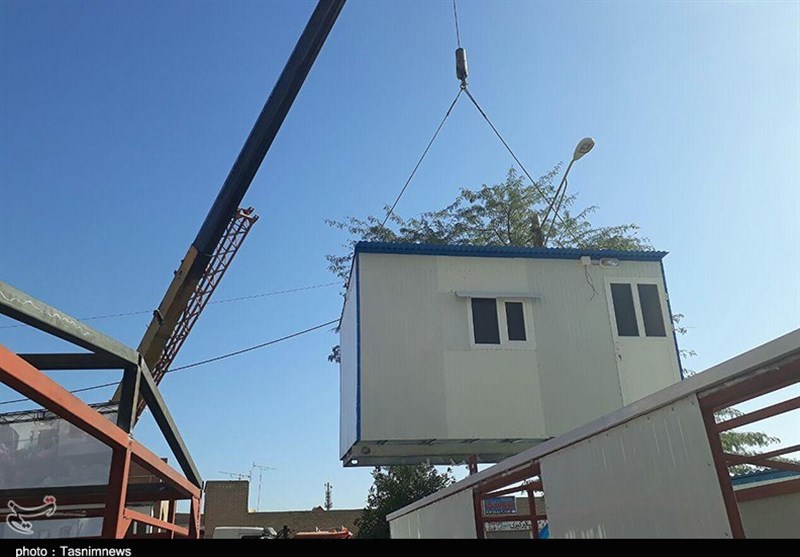 ارسال کانکس‌های اهدایی مردم اهواز به سرپل‌ذهاب 