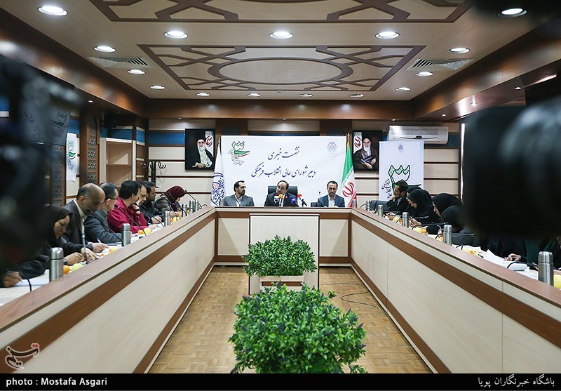 نشست خبری دبیر شورای عالی انقلاب فرهنگی