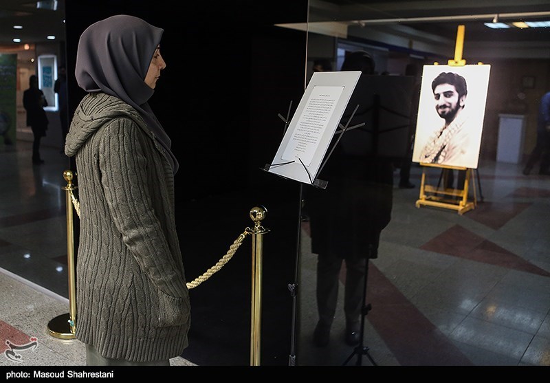 رونمایی از نقاشی شهید محسن حججی