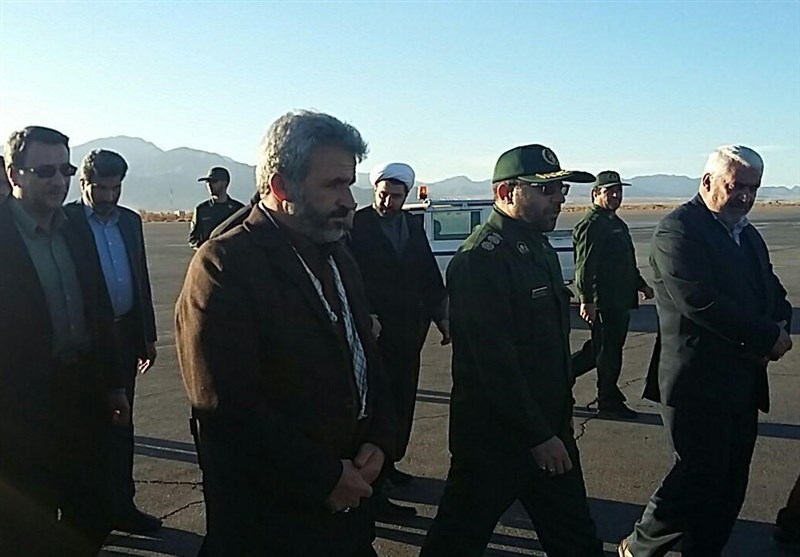 استقبال از خانواده شهید حججی در فرودگاه کرمان