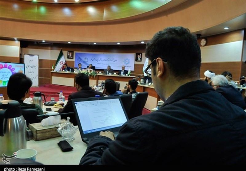 دومین نشست شرکت‌های دانش بنیان استان قم