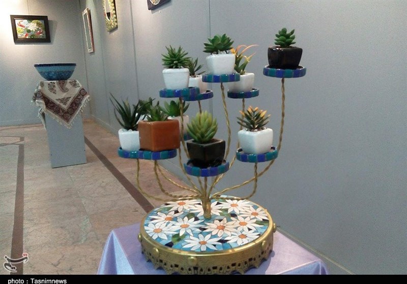 نمایشگاه معرق کاشی در رشت