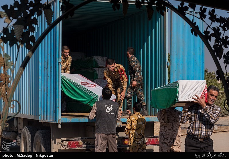 گرامیداشت 55 شهید تازه تفحص شده در معراج الشهدای اهواز