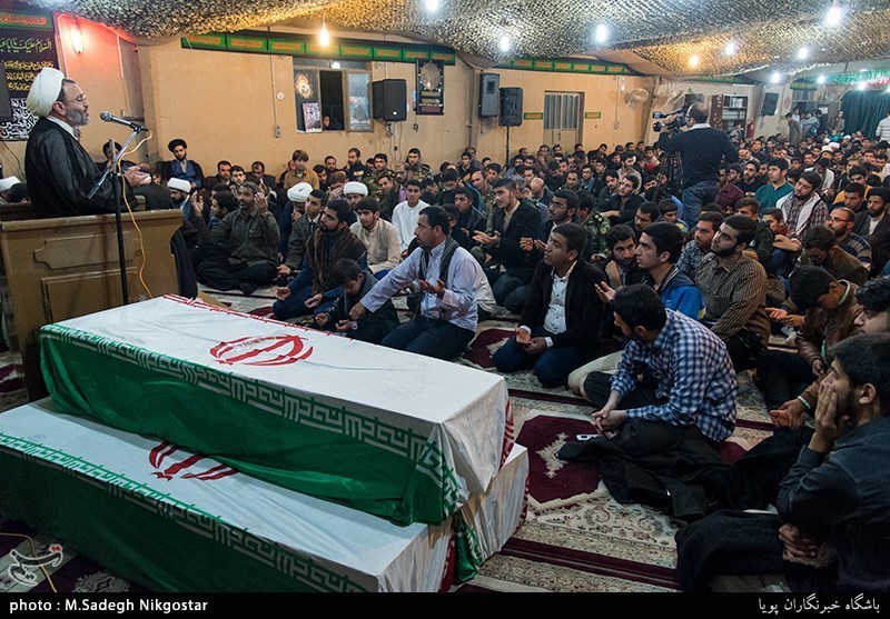 گرامیداشت 55 شهید تازه تفحص شده در معراج الشهدای اهواز