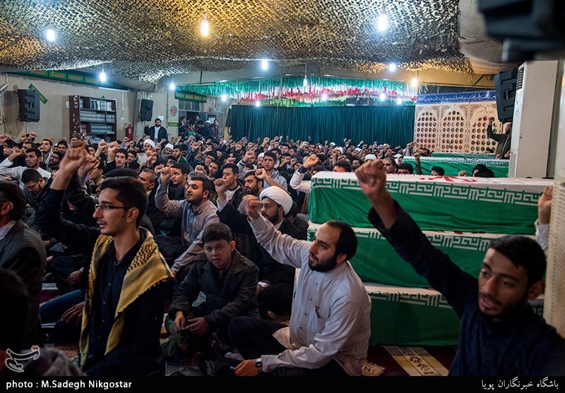 گرامیداشت 55 شهید تازه تفحص شده در معراج الشهدای اهواز