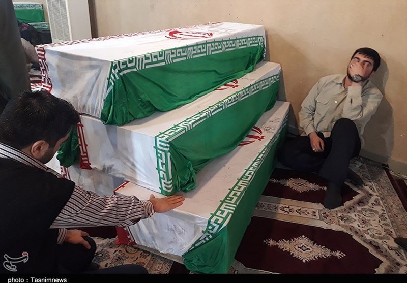 استقبال از 55 شهید تازه تفحص شده دفاع مقدس در معراج شهدای اهواز