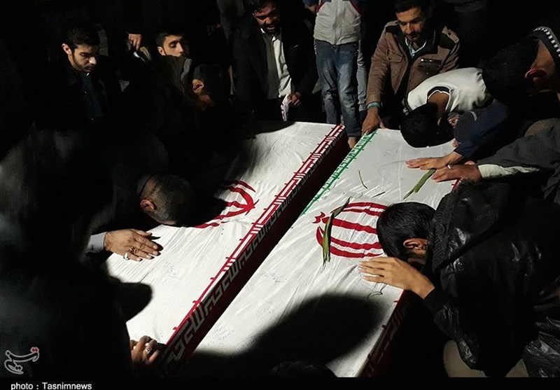 استقبال از 55 شهید تازه تفحص شده دفاع مقدس در معراج شهدای اهواز
