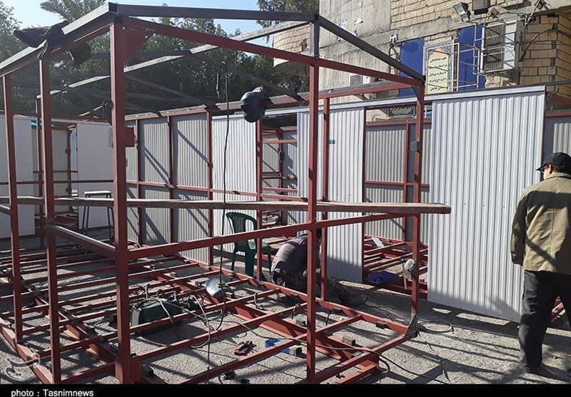  کارگاه ساخت کانکس برای اسکان زلزله‌زدگان غرب کشور در استان کرمانشاه در اهواز