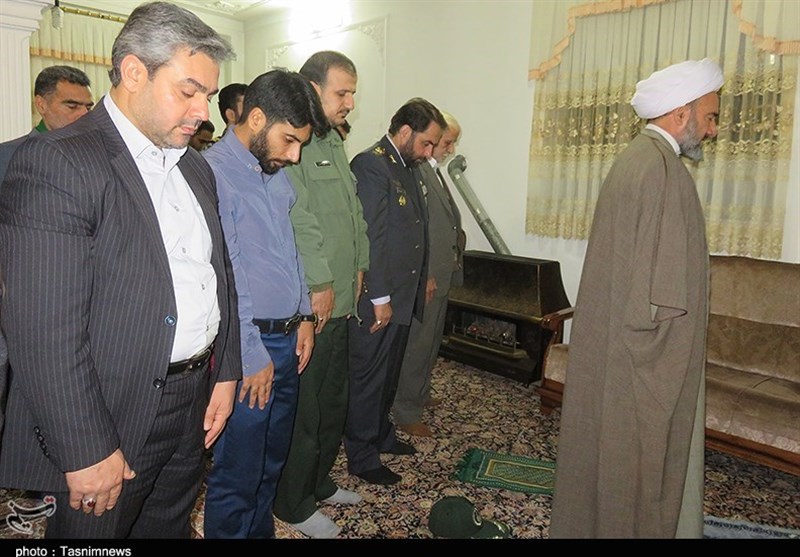 دیدار امیر اسماعیلی با سه خانواده معظم شهید در دامغان