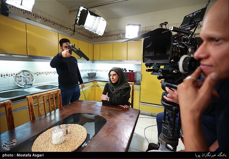 پشت صحنه سریال آسمان هوای باران دارد