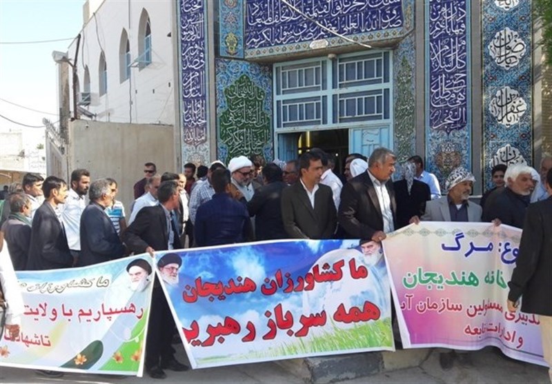 تجمع  اعتراض آمیزکشاورزان هندیجان در نماز جمعه