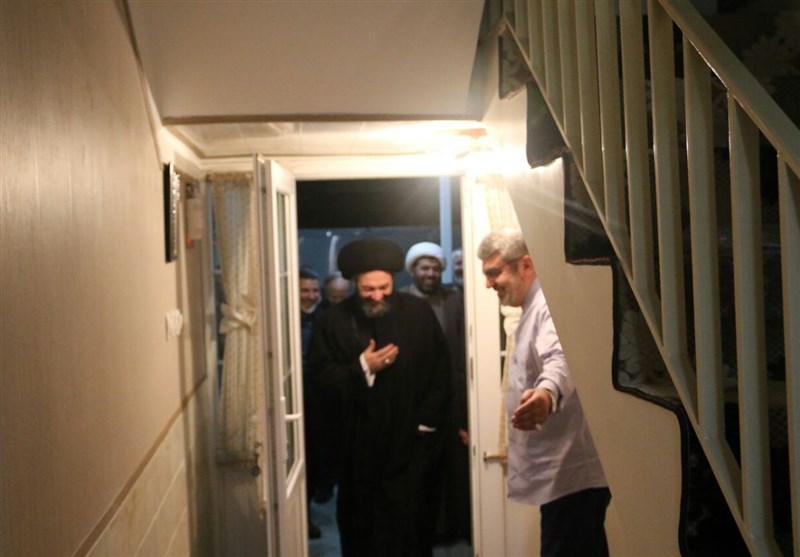 دیدار نماینده ولی فقیه در استان و فرمانده سپاه استان و جمعی از رزمندگان و بسیحیان با سردار رحیم نوعی اقدم