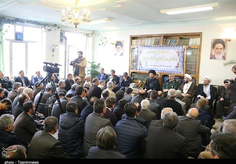 دیدار اعضای ستاد بزرگداشت اربعین با امام جمعه اردبیل