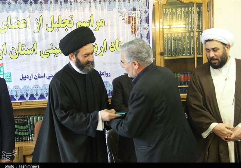 دیدار اعضای ستاد بزرگداشت اربعین با امام جمعه اردبیل