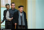 مهدی محقق، پژوهشگر و رئیس سابق انجمن آثار و مفاخر فرهنگی در مراسم رونمایی از کتاب تصحیح مثنوی معنوی