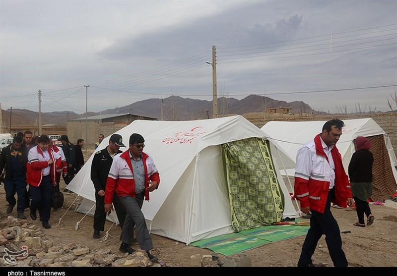 ازدید دبیرکل جمعیت هلال احمر کشور از مناطق زلزله زده کوهبنان