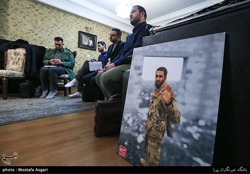 دیدار با خانواده شهید مدافع حرم حسین معز غلامی