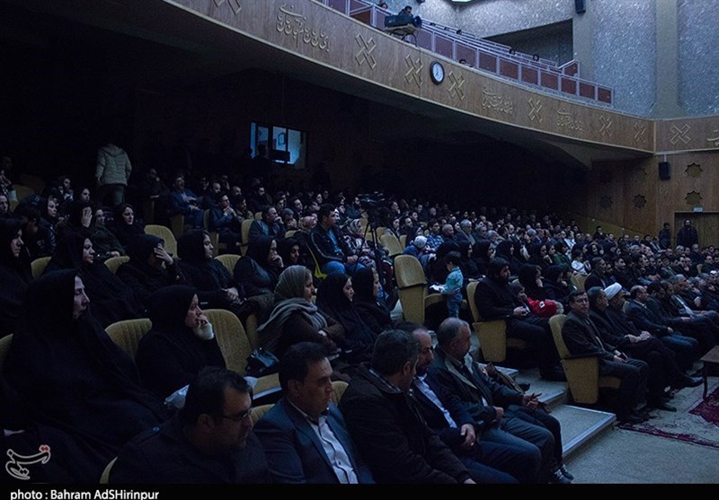 یادواره فروغ تئاتر