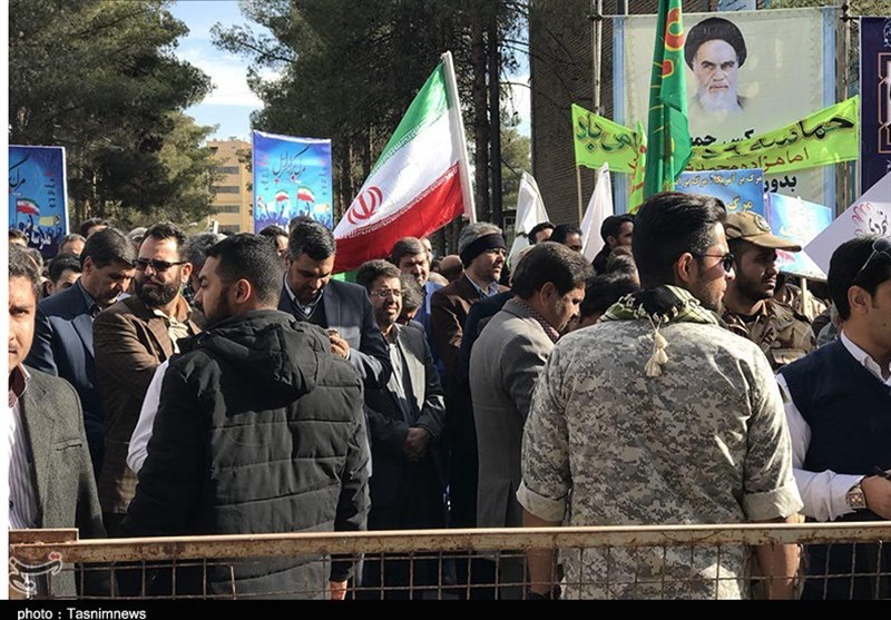 حضور پر شور  مردم کرمان در یوم الله 9 دی